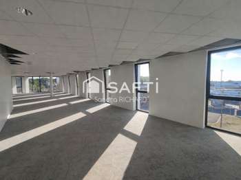 Location Bureaux et commerces 133 m&sup2;Châteaubriant
