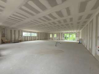 Bureaux et commerces 5 pièces