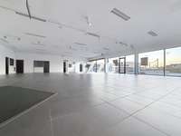 Bureaux et commerces 9 pièces