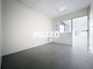 Bureaux et commerces 9 pièces