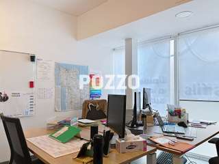 Bureaux et commerces 6 pièces