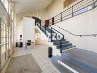 Bureaux et commerces 9 pièces