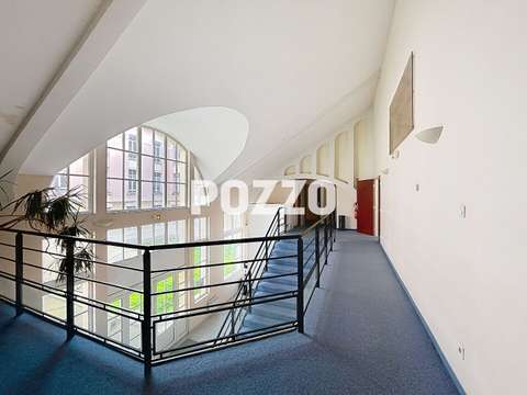 Bureaux et commerces 9 pièces