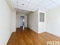 Bureaux et commerces 8 pièces