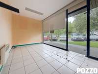 Bureaux et commerces 2 pièces Bureaux et commerces 2 pièces