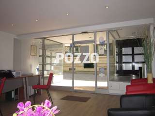 Bureaux et commerces 14 pièces