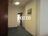 Bureaux et commerces 14 pièces