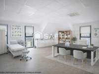 Bureaux et commerces 9 pièces