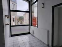 Bureaux et commerces 4 pièces