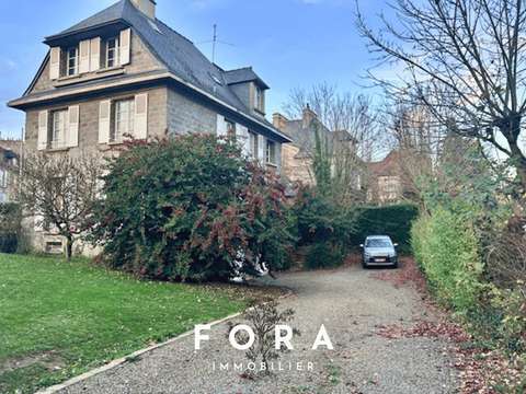 Bureaux et commerces 3 pièces Condé-en-Normandie 14