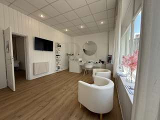 Bureaux et commerces 2 pièces