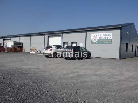 Bureaux et commerces Coutances 50