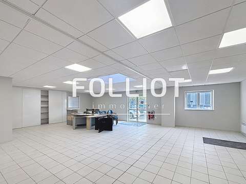 Bureaux et commerces 6 pièces