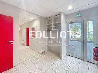 Bureaux et commerces 6 pièces