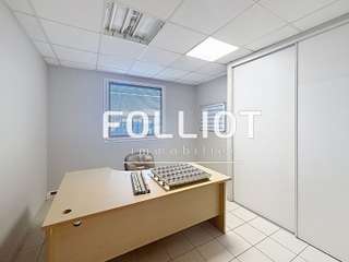 Bureaux et commerces 6 pièces