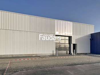 Location Bureaux et commerces 395 m&sup2;Coutances