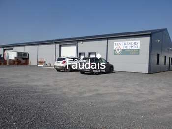Location Bureaux et commerces 250 m&sup2;Coutances