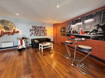 Bureaux et commerces Cugand 85