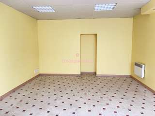 Bureaux et commerces 2 pièces