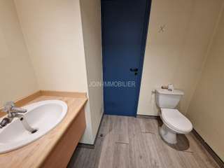 Bureaux et commerces 5 pièces