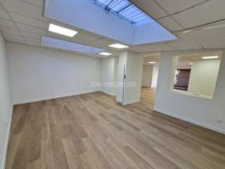 Bureaux et commerces 5 pièces