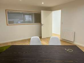 Location Bureaux et commerces 48 m&sup2;Dinan