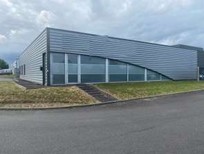 Location Bureaux et commerces 400 m&sup2;Dinan