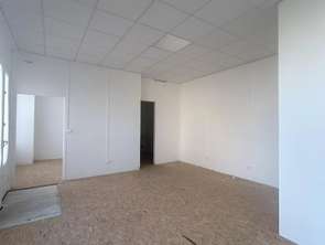 Location Bureaux et commerces 50 m&sup2;Dives-sur-Mer