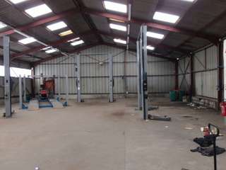 Bureaux et commerces 3 pièces