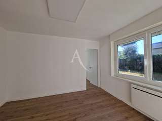 Bureaux et commerces 8 pièces