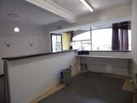 Bureaux et commerces 2 pièces