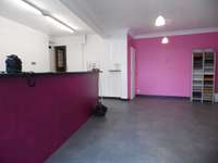 Bureaux et commerces 2 pièces