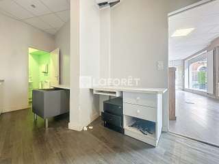 Bureaux et commerces 4 pièces