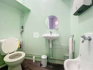 Bureaux et commerces 4 pièces