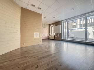 Bureaux et commerces 4 pièces
