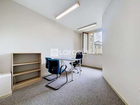 Bureaux et commerces 4 pièces Elbeuf 76