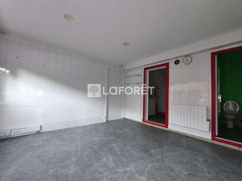 Bureaux et commerces 2 pièces