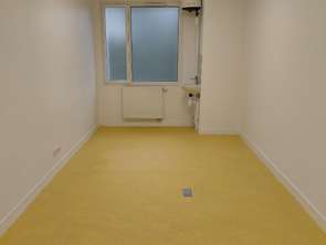 Location Bureaux et commerces 16 m&sup2;Elliant