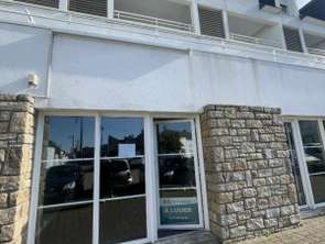 Location Bureaux et commerces 57 m&sup2;Étel