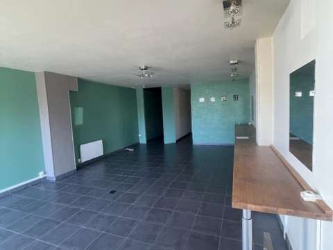 Bureaux et commerces 2 pièces