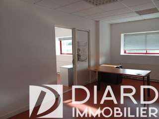 Bureaux et commerces 2 pièces