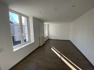 Bureaux et commerces 4 pièces