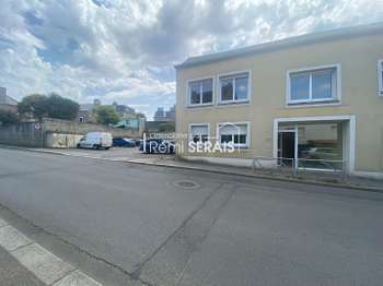 Location Bureaux et commerces 198 m&sup2;Flers