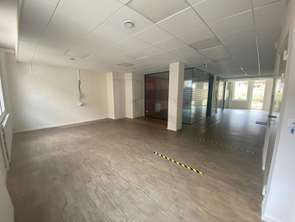 Location Bureaux et commerces 190 m&sup2;Flers