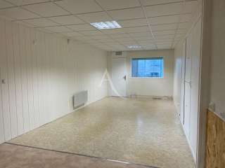 Bureaux et commerces 2 pièces