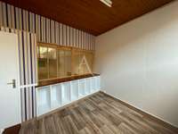 Bureaux et commerces 2 pièces