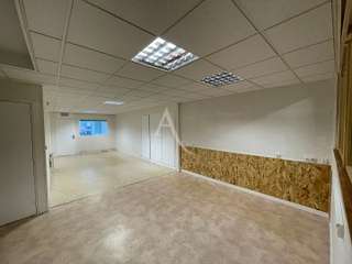 Bureaux et commerces 2 pièces