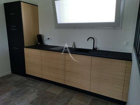 Bureaux et commerces 3 pièces