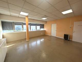 Bureaux et commerces 3 pièces