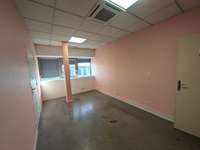 Bureaux et commerces 3 pièces
